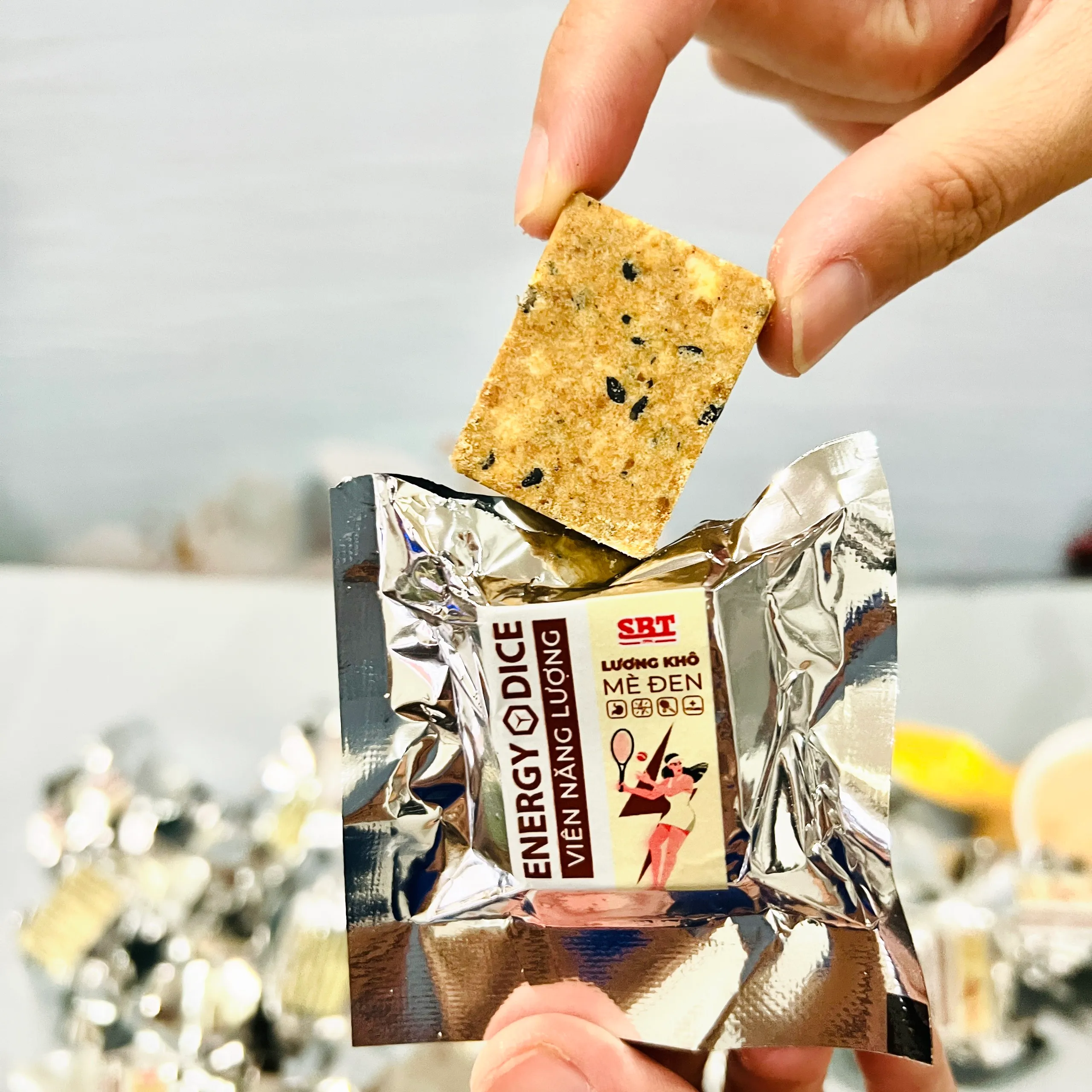 Dịch vụ gửi lương khô sang Nhật cho du học sinh nhanh chóng, an toàn, tiết kiệm